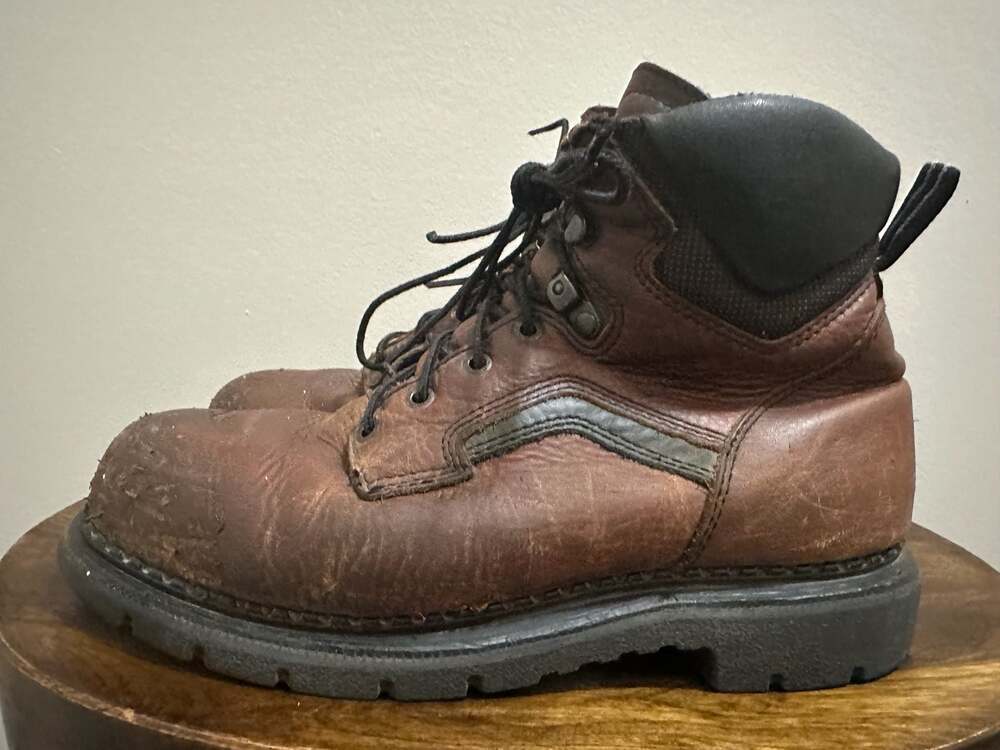 Red Wing 2226 DynaForce Men's Steel Toe EH Brown Leather Work Boots‎ - Picture 7 of 7